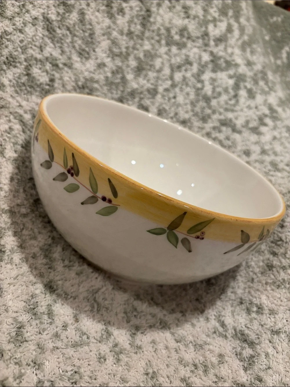 Crate & Barrel Olive Branch Ceramic Serving Bowl Yellow Green RS 9” Portugal